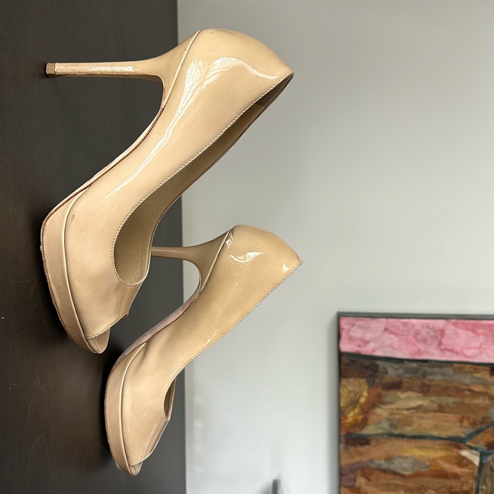 Jimmy Choo Luna heels size 37 in nude patent